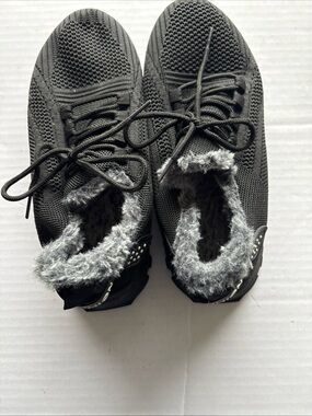 Fashion Women's Black Knit Lace-Up Sneakers with Faux Fur Collar-Size 10